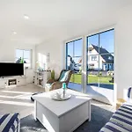 Reetdachhaus Ankerplatz Nyaraló *