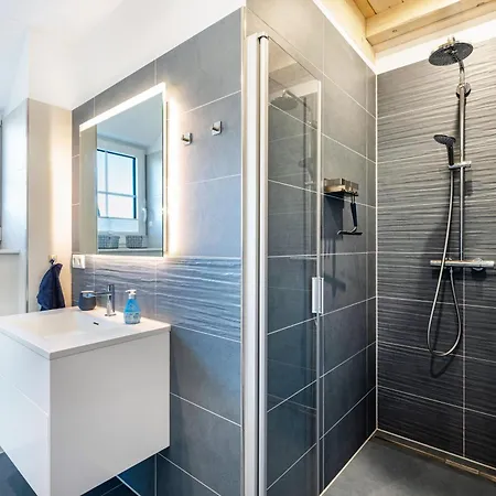 Reetdachhaus Ankerplatz Vakantiehuis *